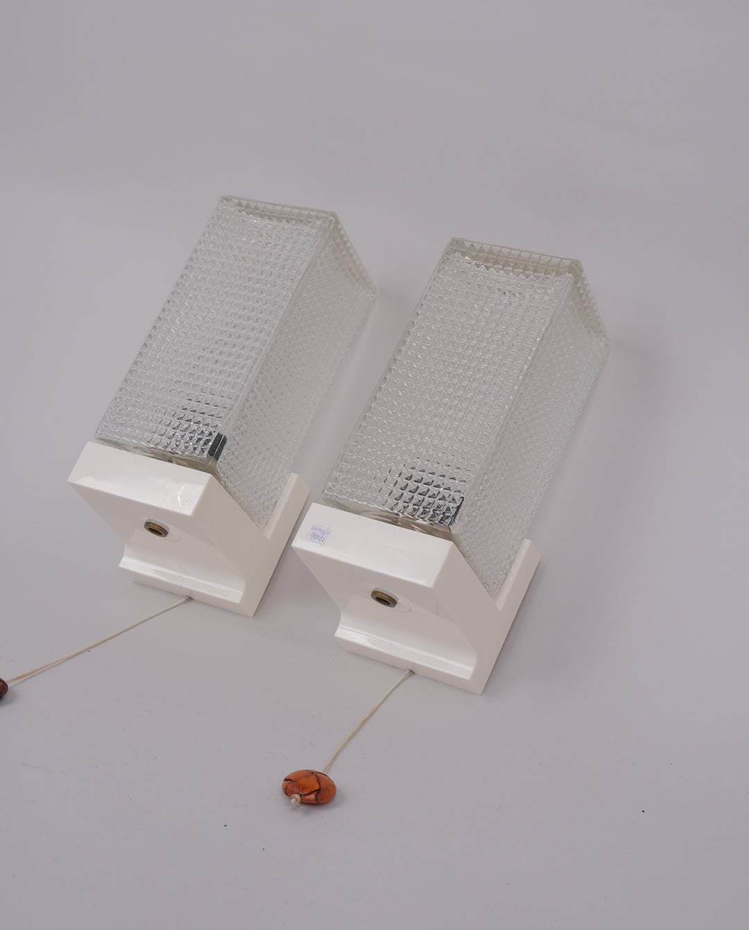 Appliques en verre ciselé, années 70
