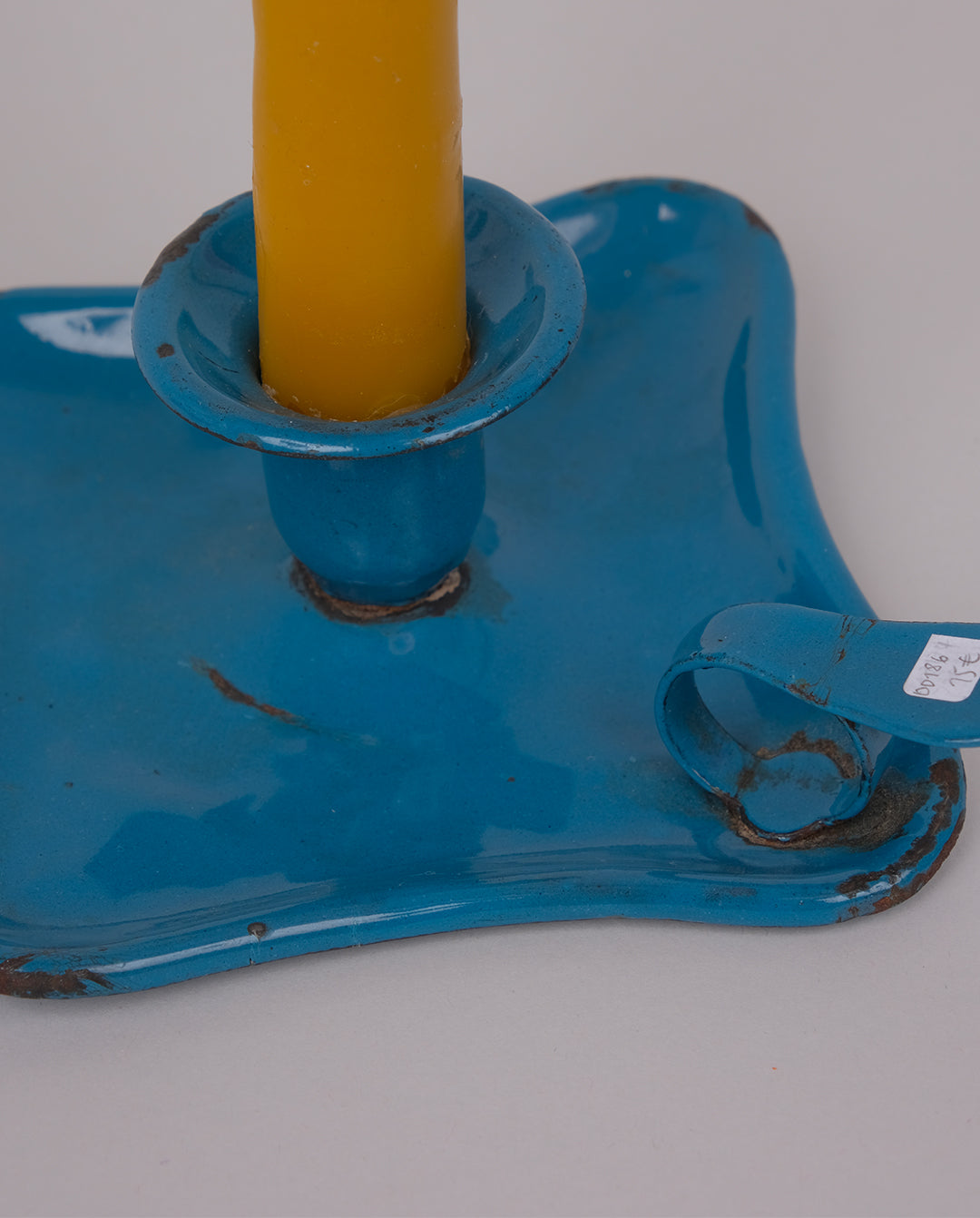 Bougeoir en tôle émaillée