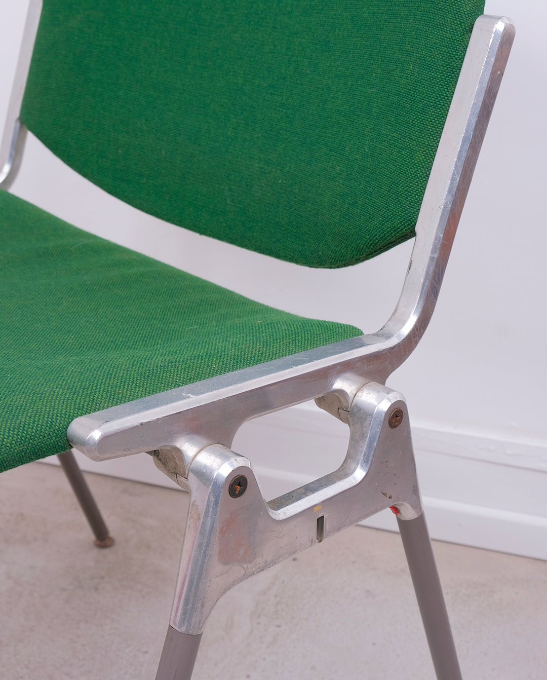 Chaises DCS 106 par Giancarlo Piretti pour Castelli