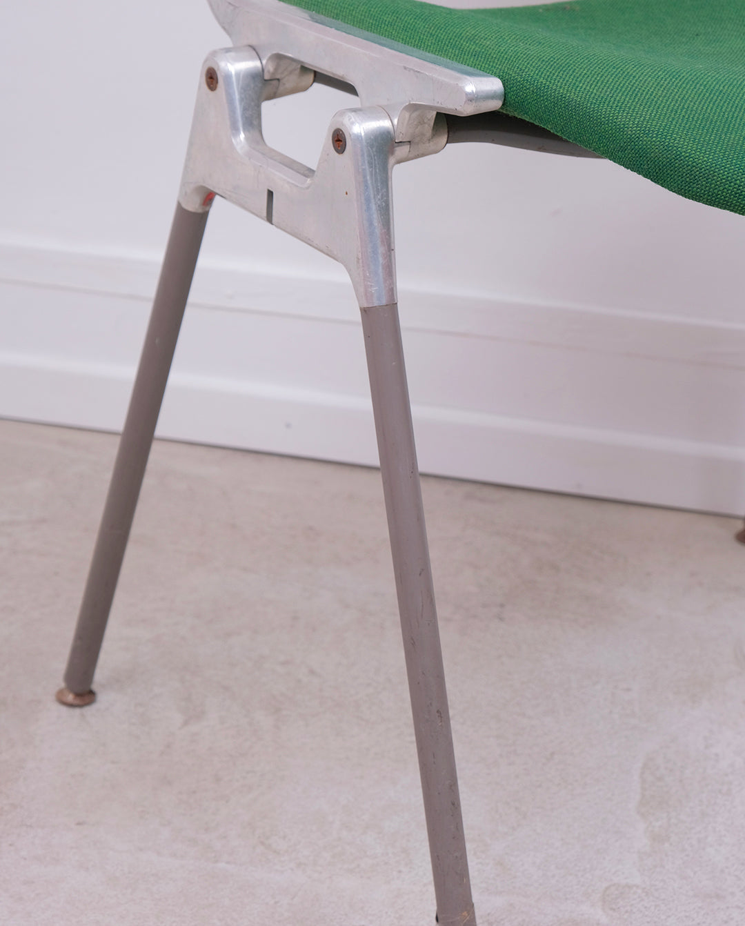 Chaises DCS 106 par Giancarlo Piretti pour Castelli