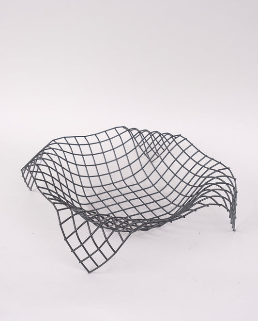 Corbeille design en métal filaire