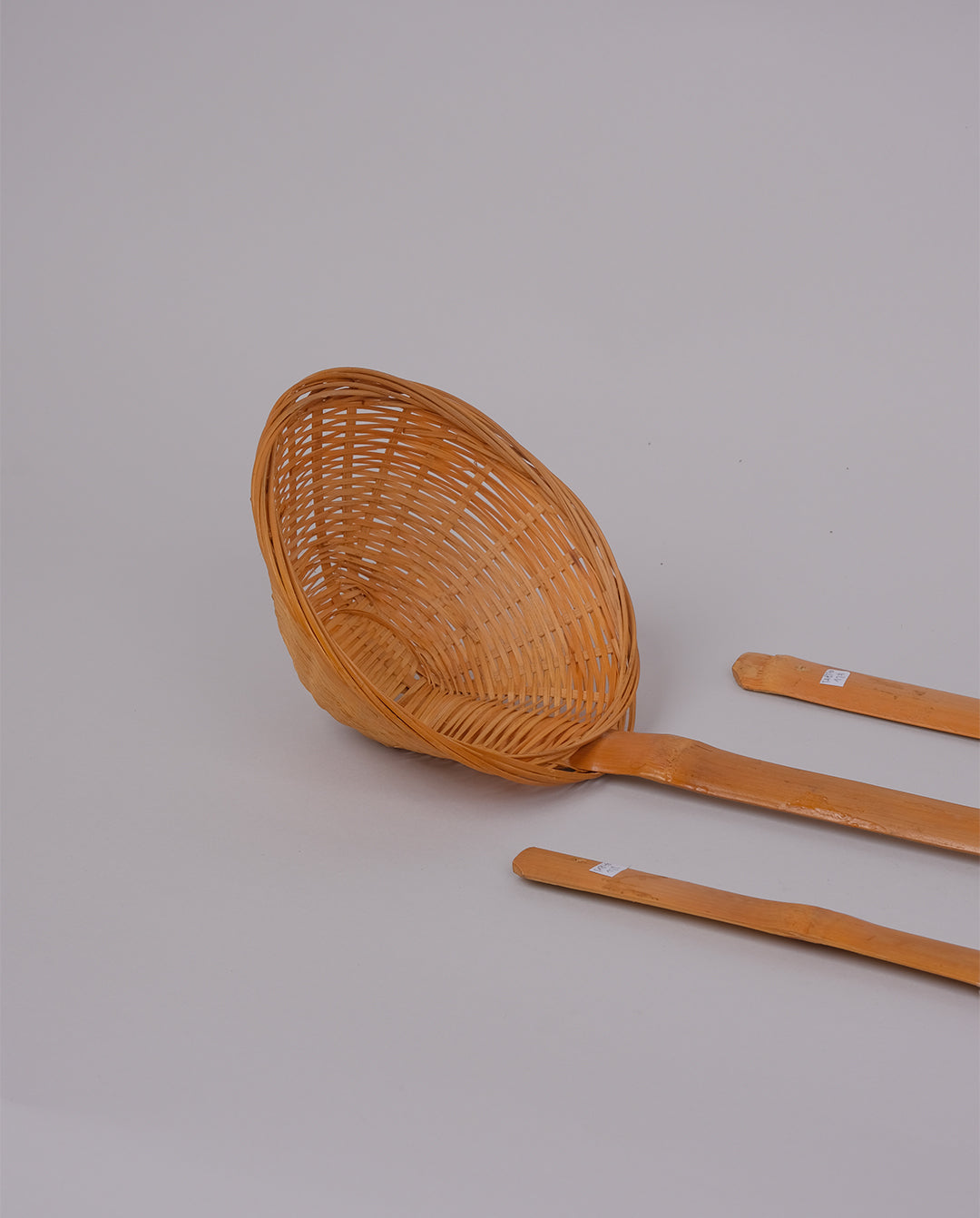 Louches en osier et bambou