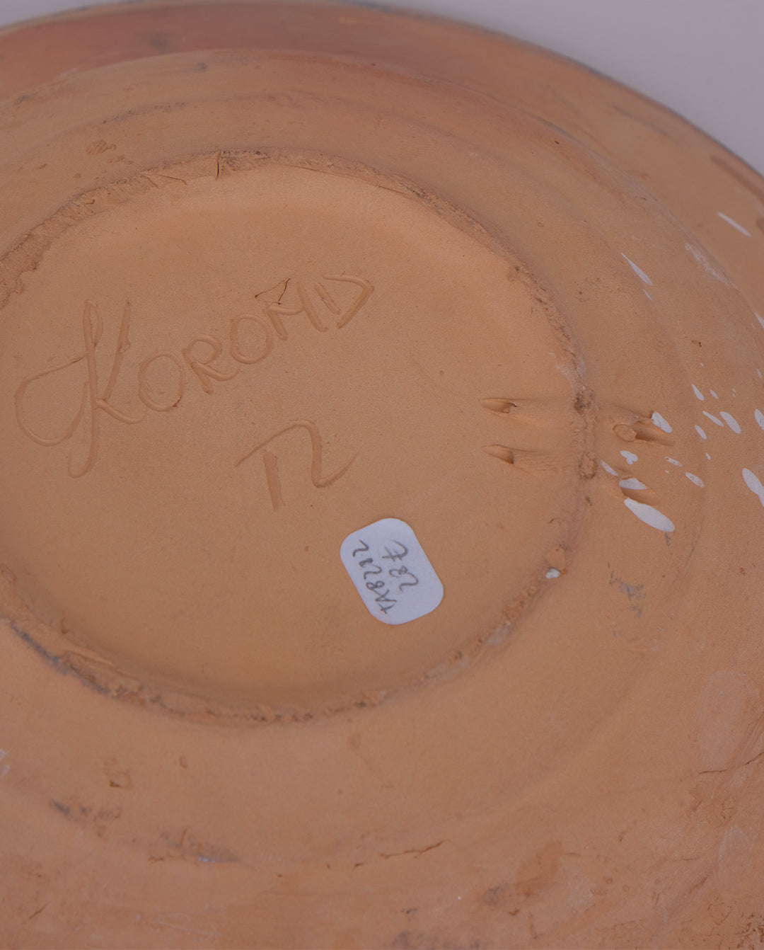 Assiette creuse peinte à la main