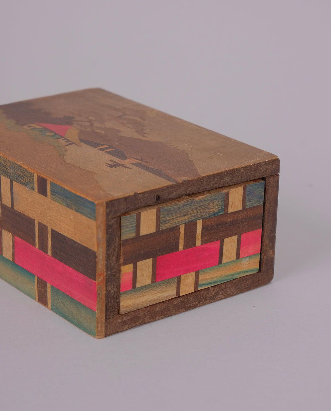 Boîte secrète en bois