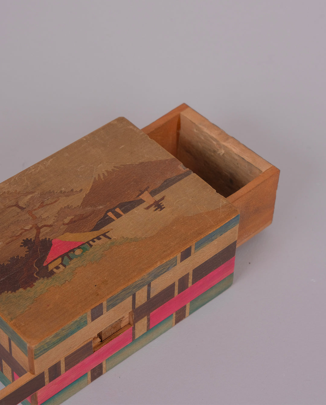 Boîte secrète en bois