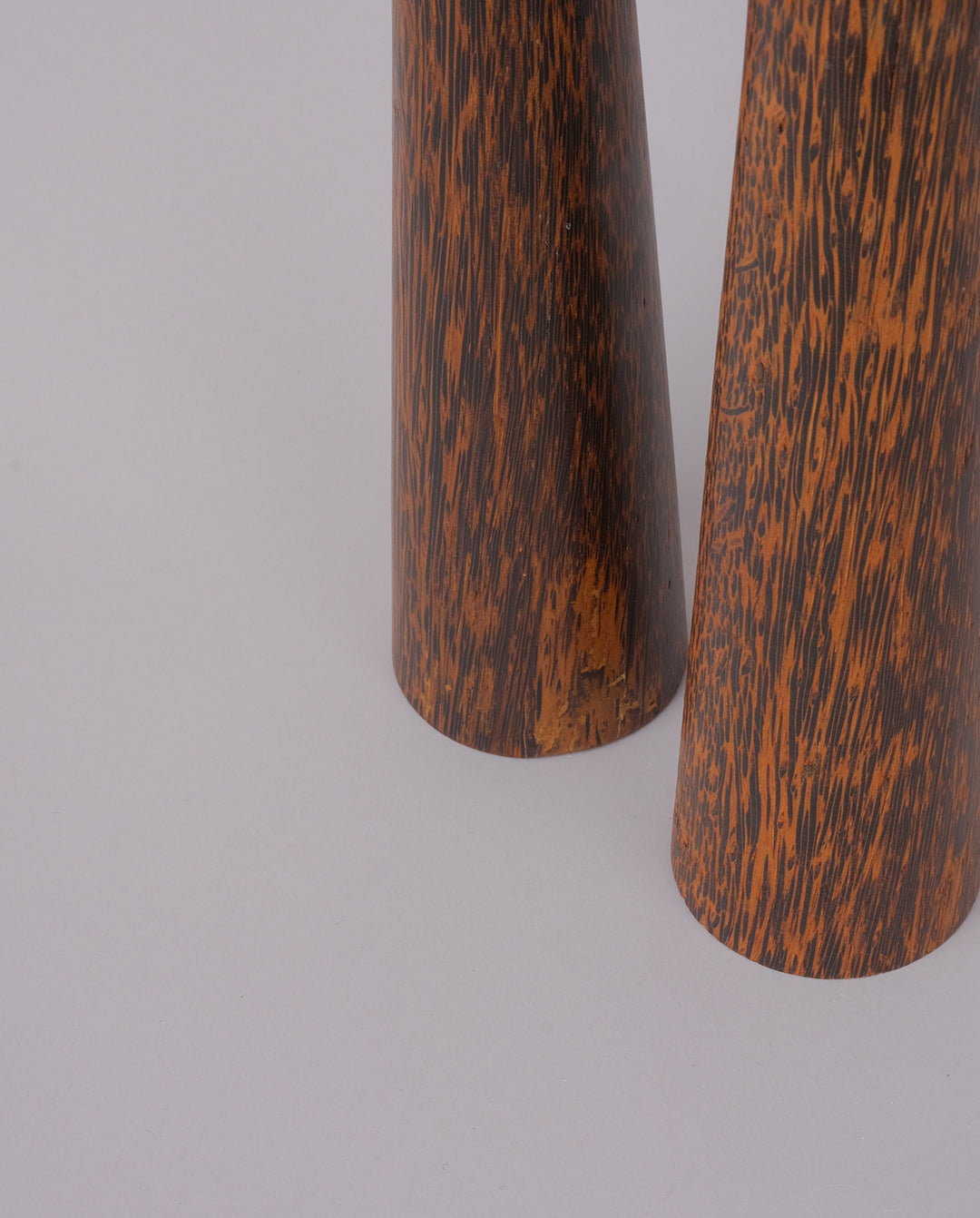 Bougeoirs en bois