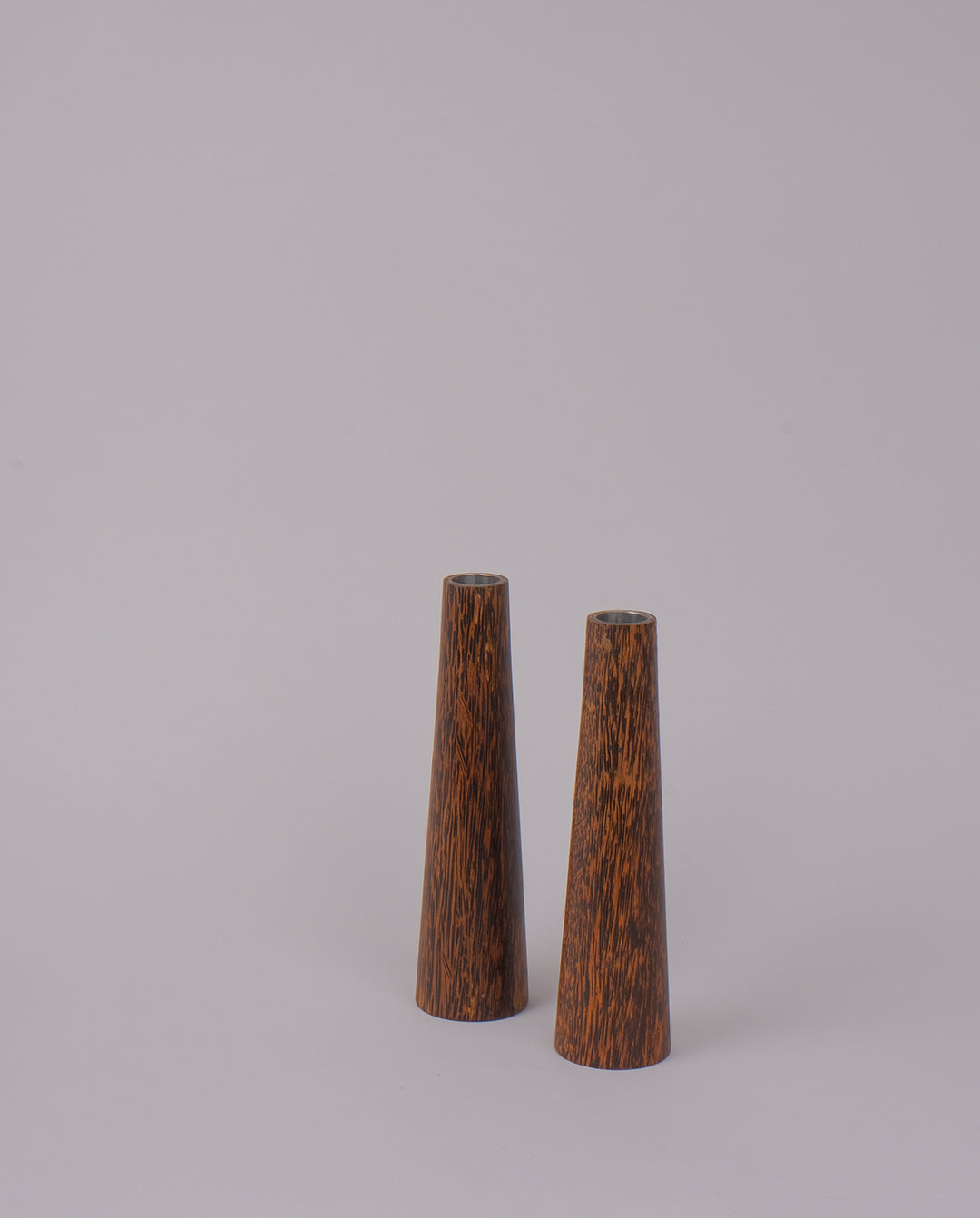 Bougeoirs en bois