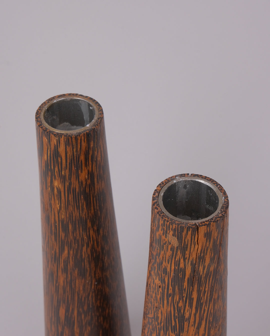 Bougeoirs en bois