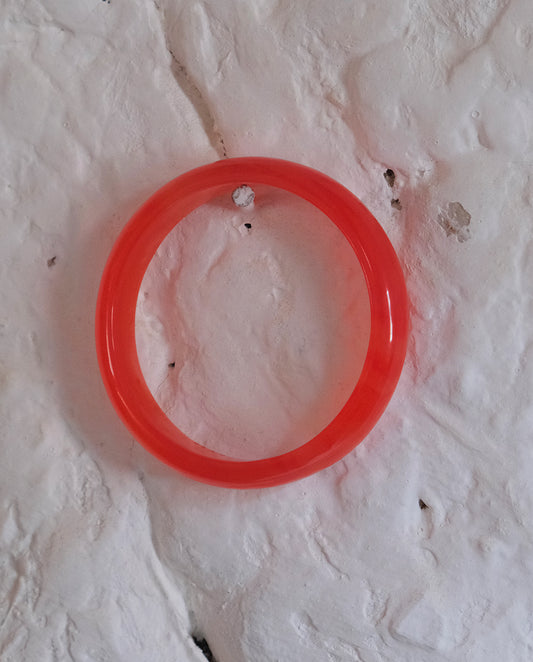Bracelet en plastique vermillon années 80