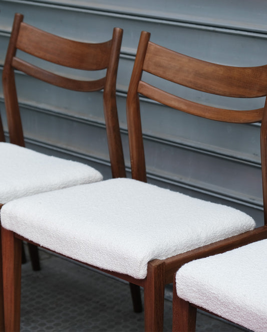 Chaises style scandinave en teck x4