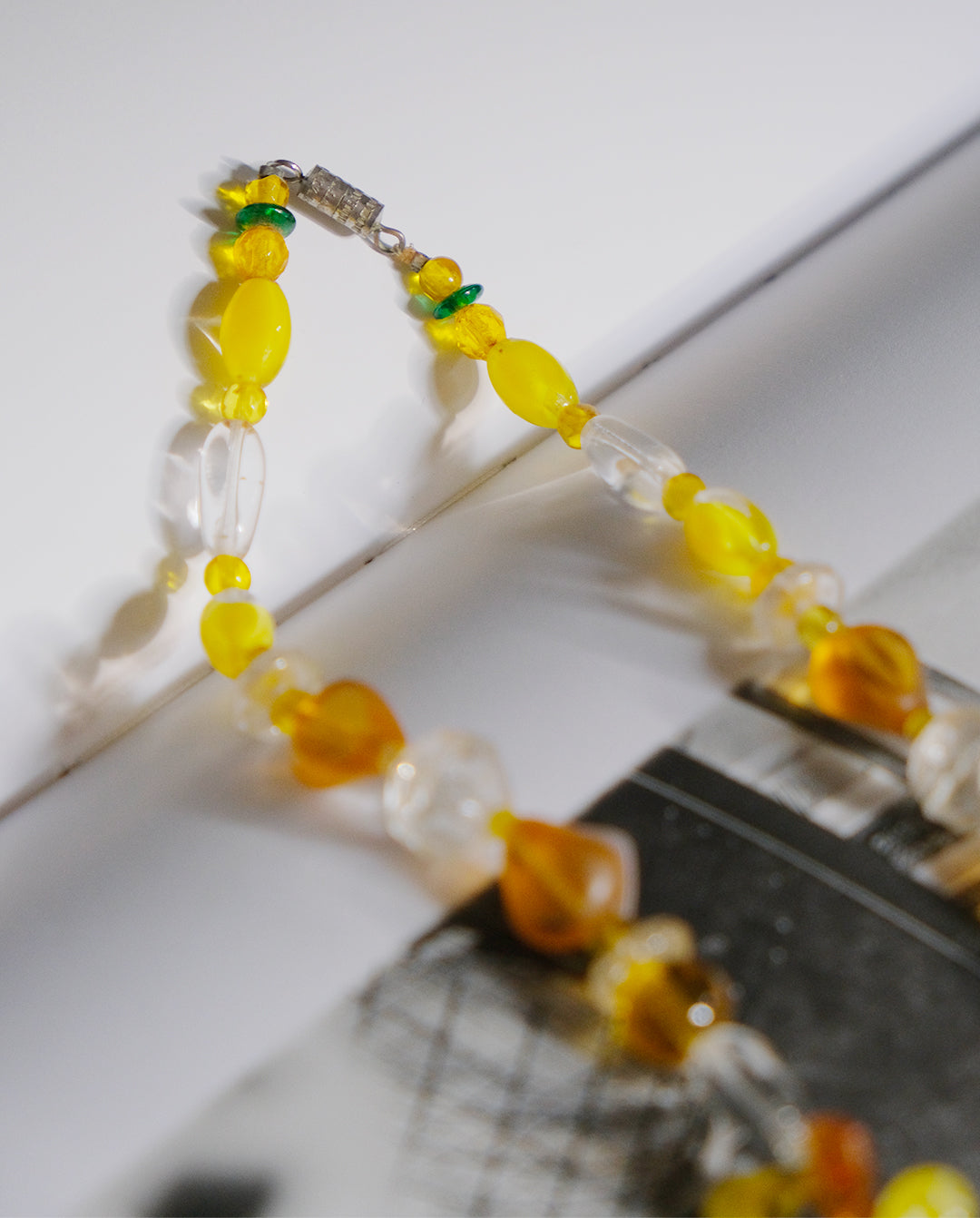 Collier en pâte de verre