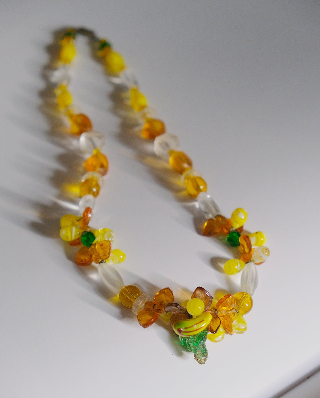 Collier en pâte de verre