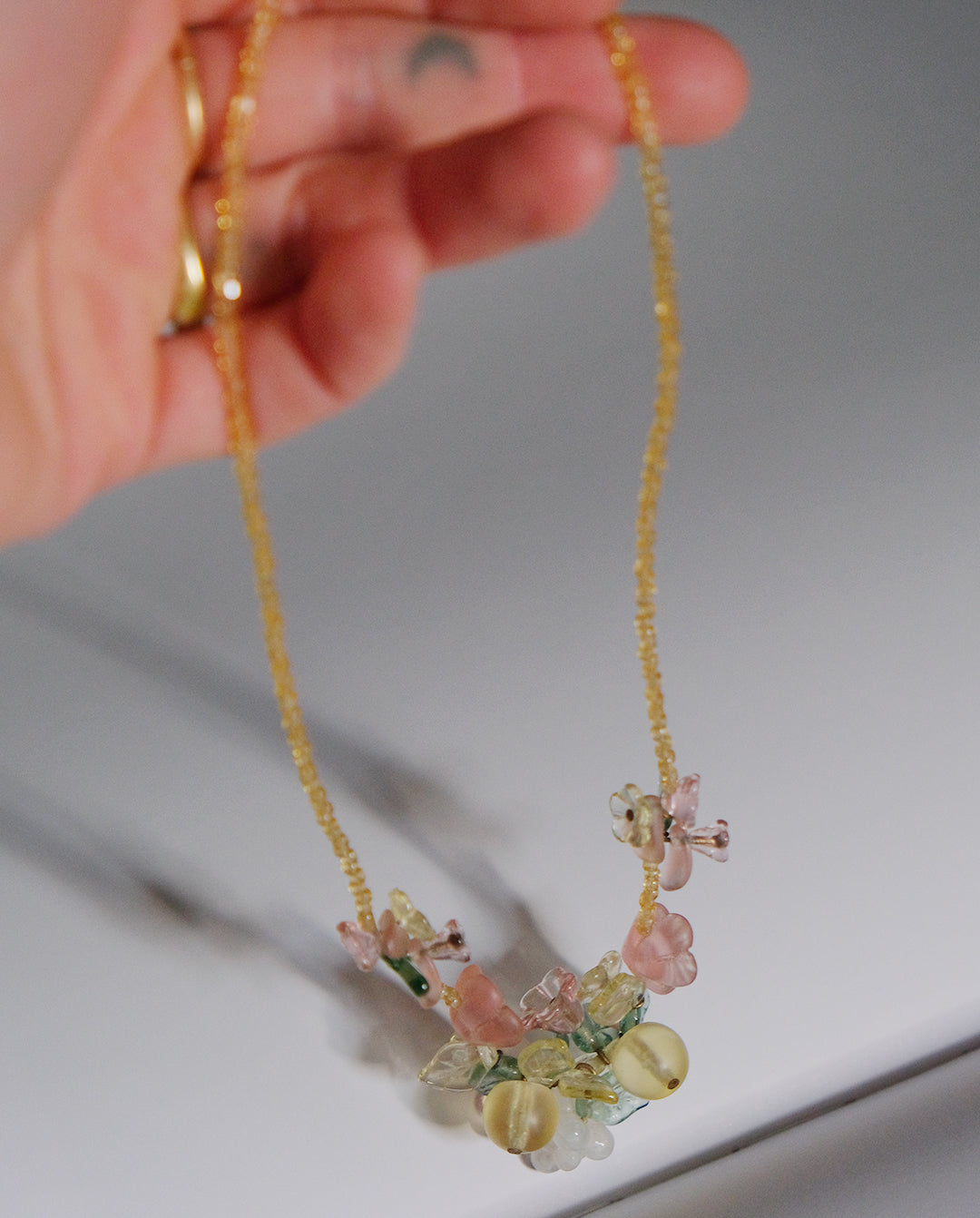 Collier en pâte de verre