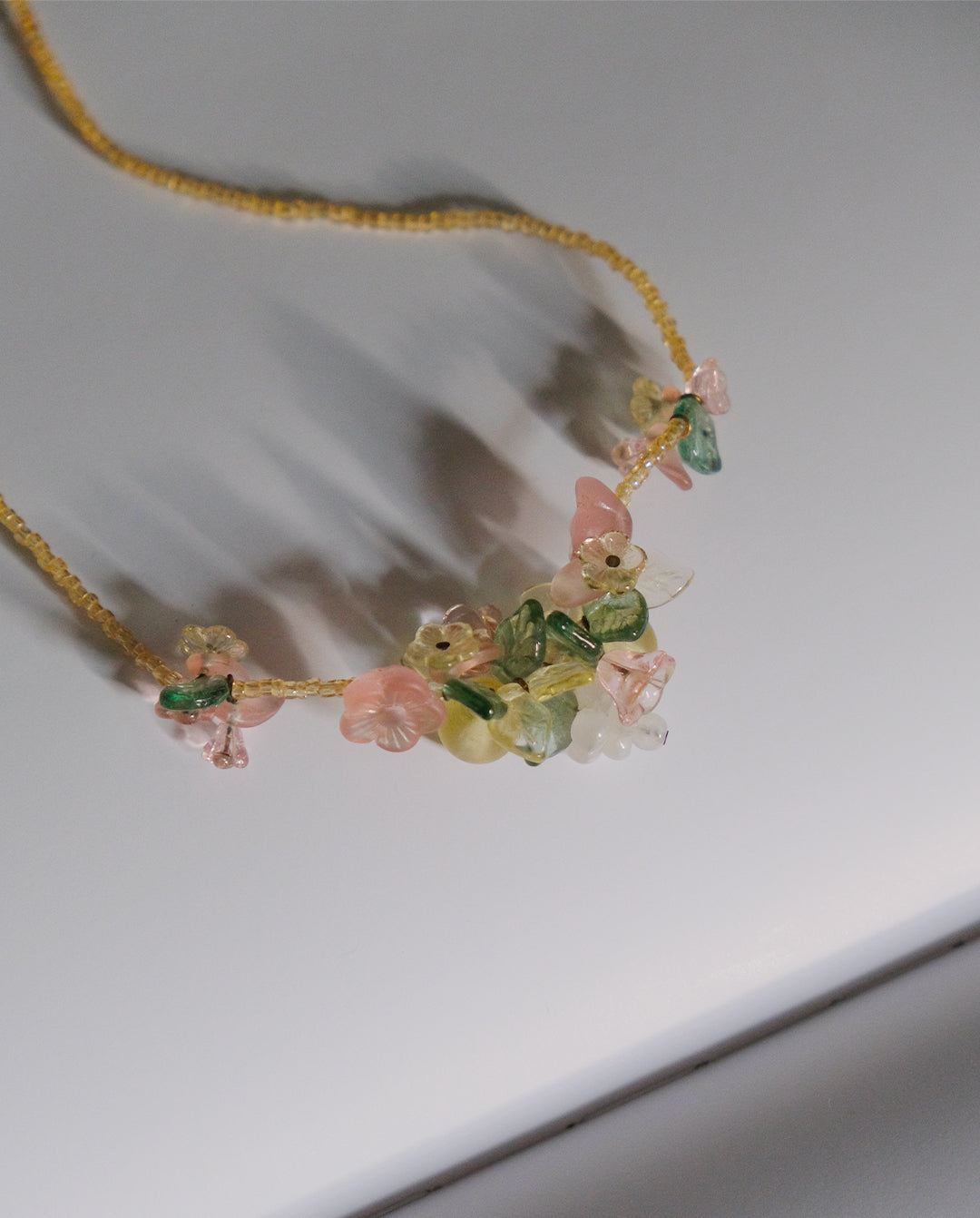 Collier en pâte de verre