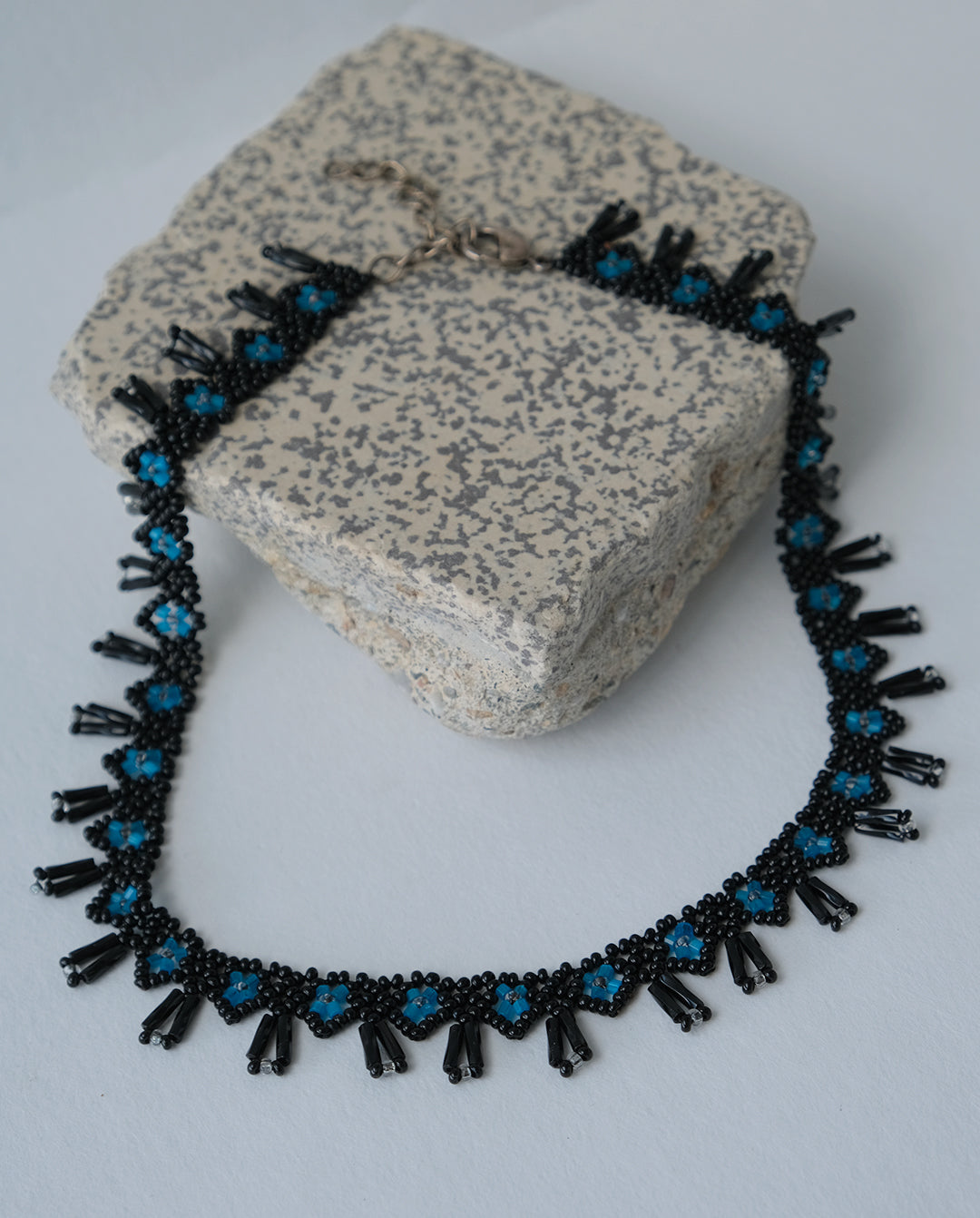 Collier en perles de rocaille