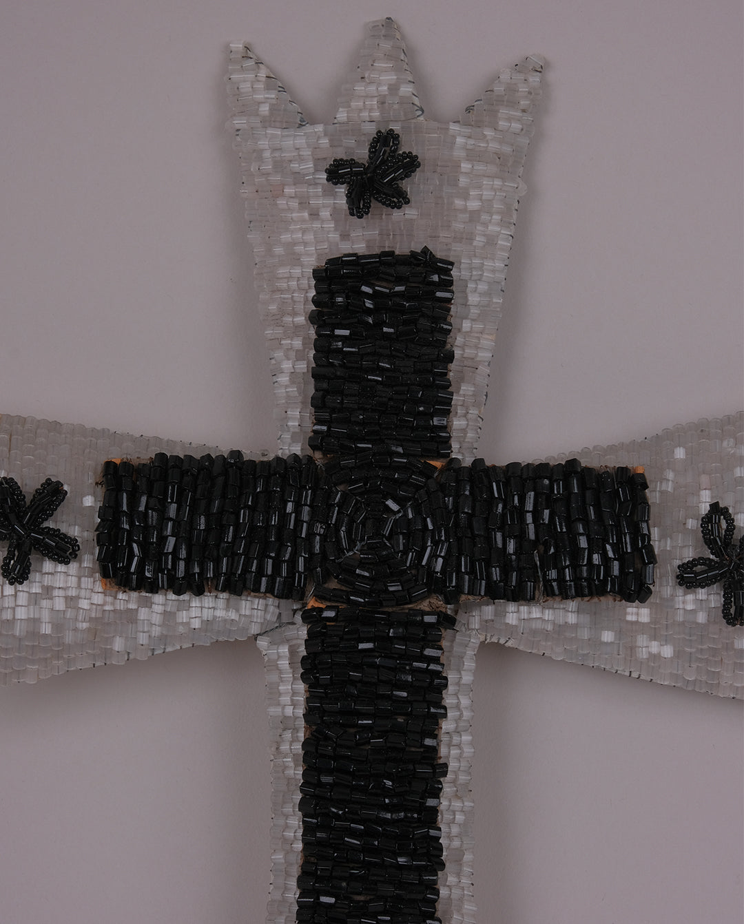 Croix en perles