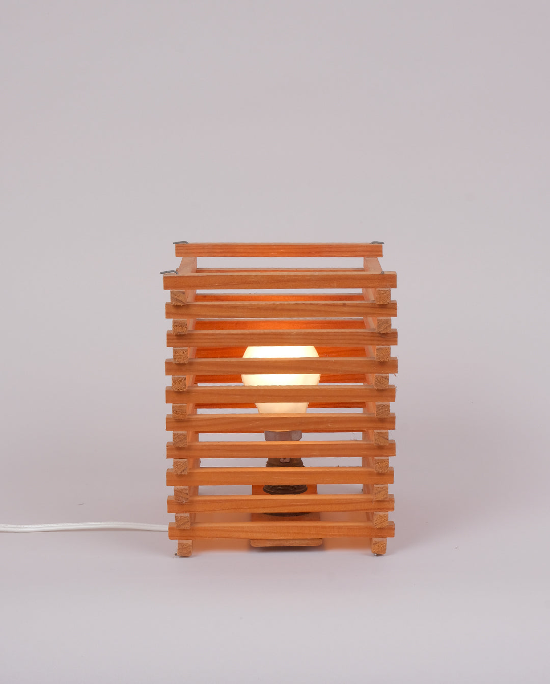 Lampe en pin