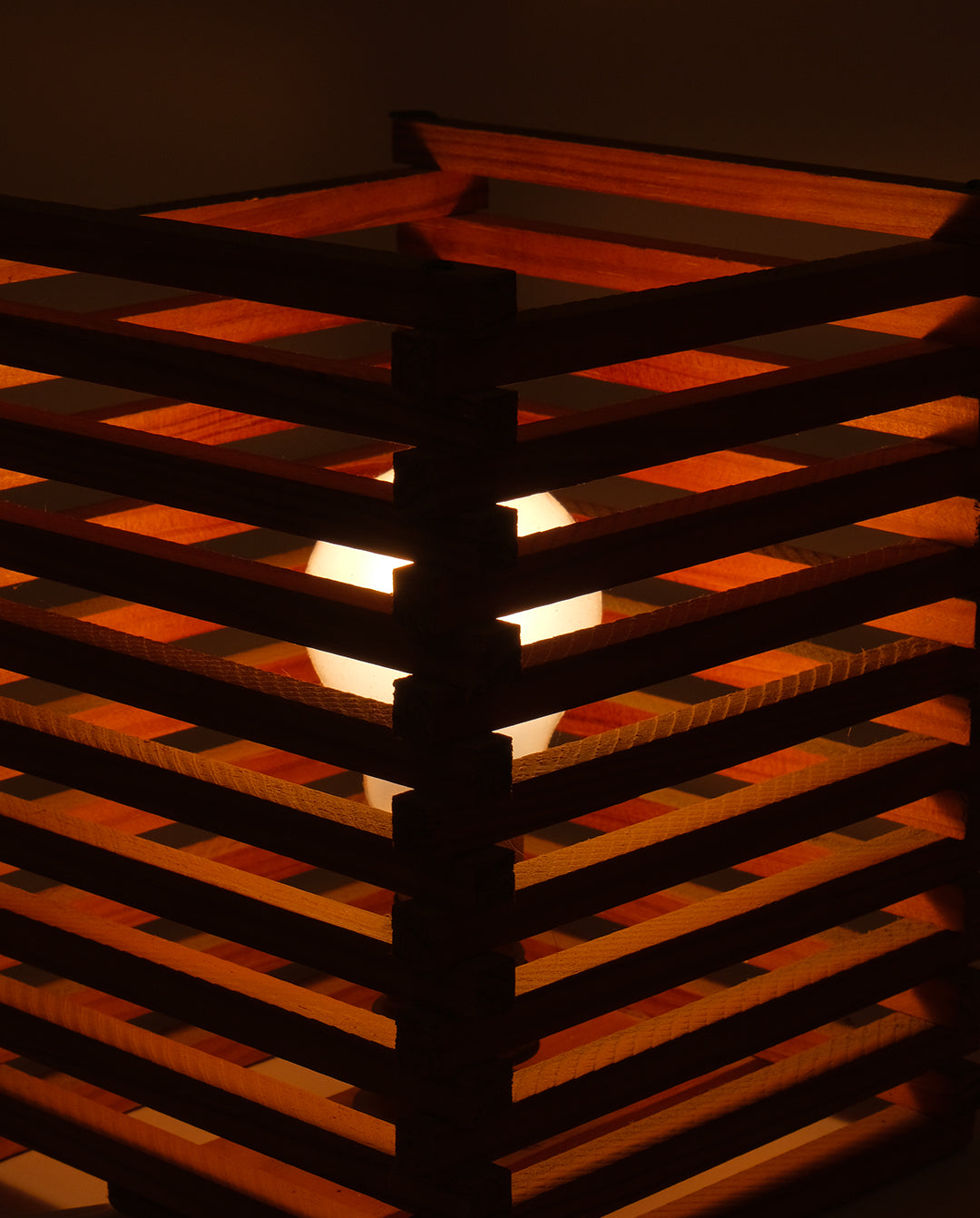 Lampe en pin