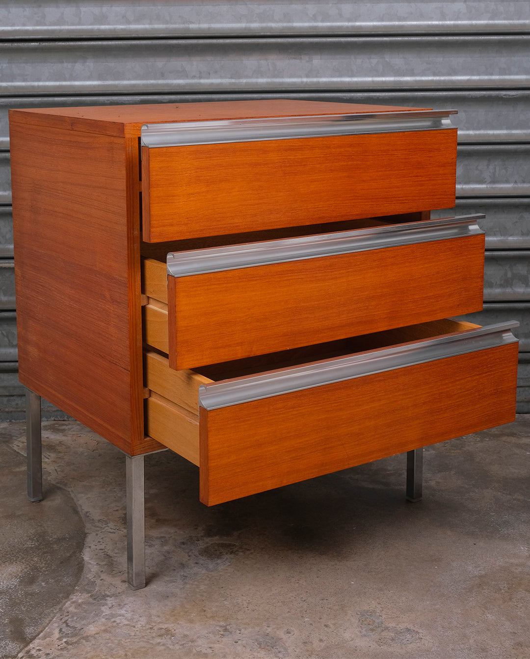Meuble de rangement années 70