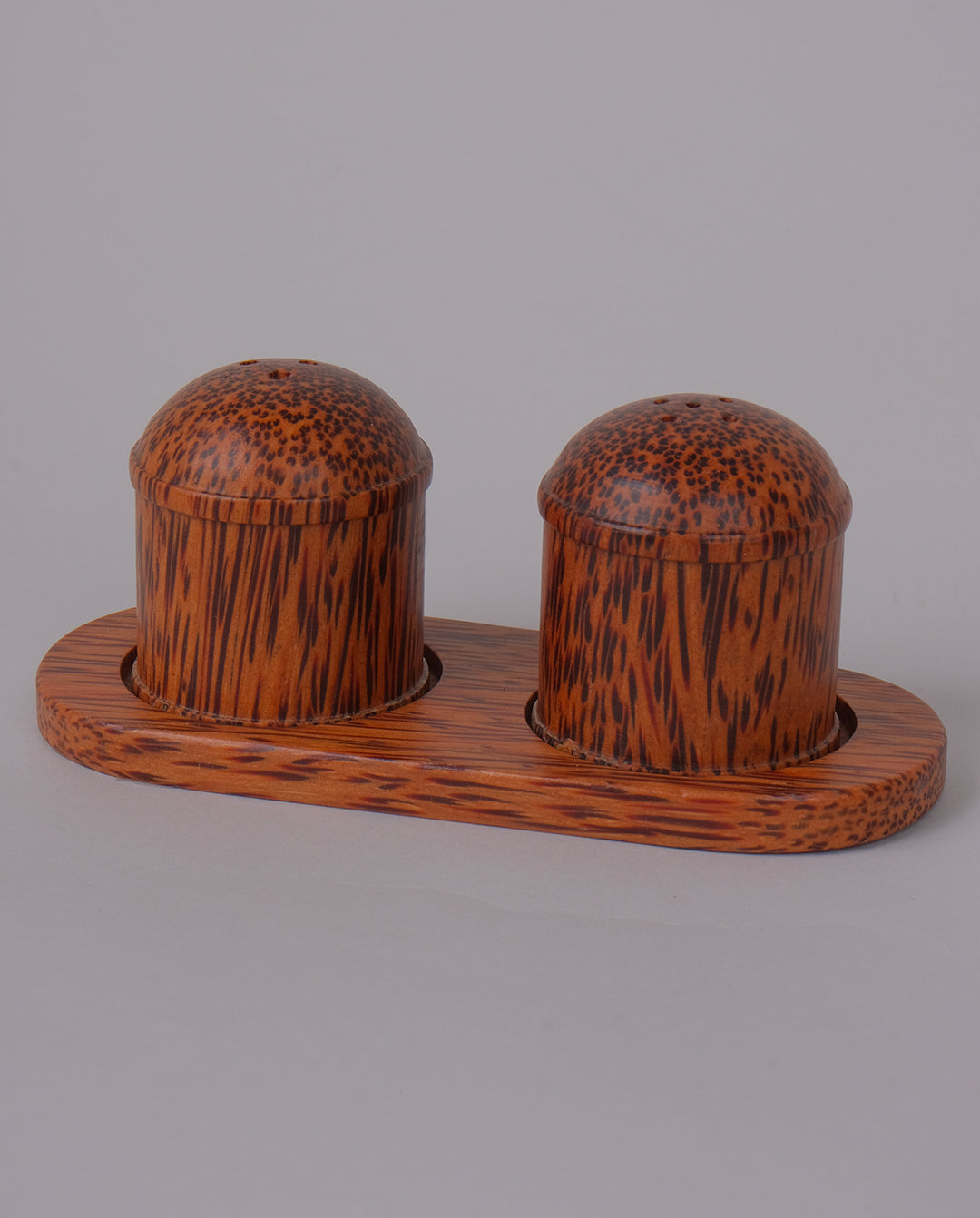 Salière et poivrière en bois exotique