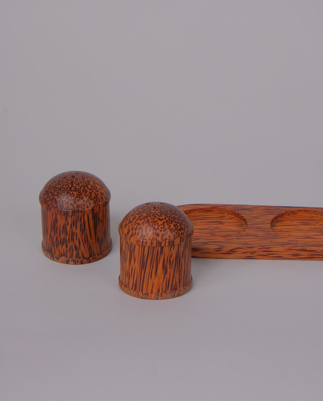 Salière et poivrière en bois exotique