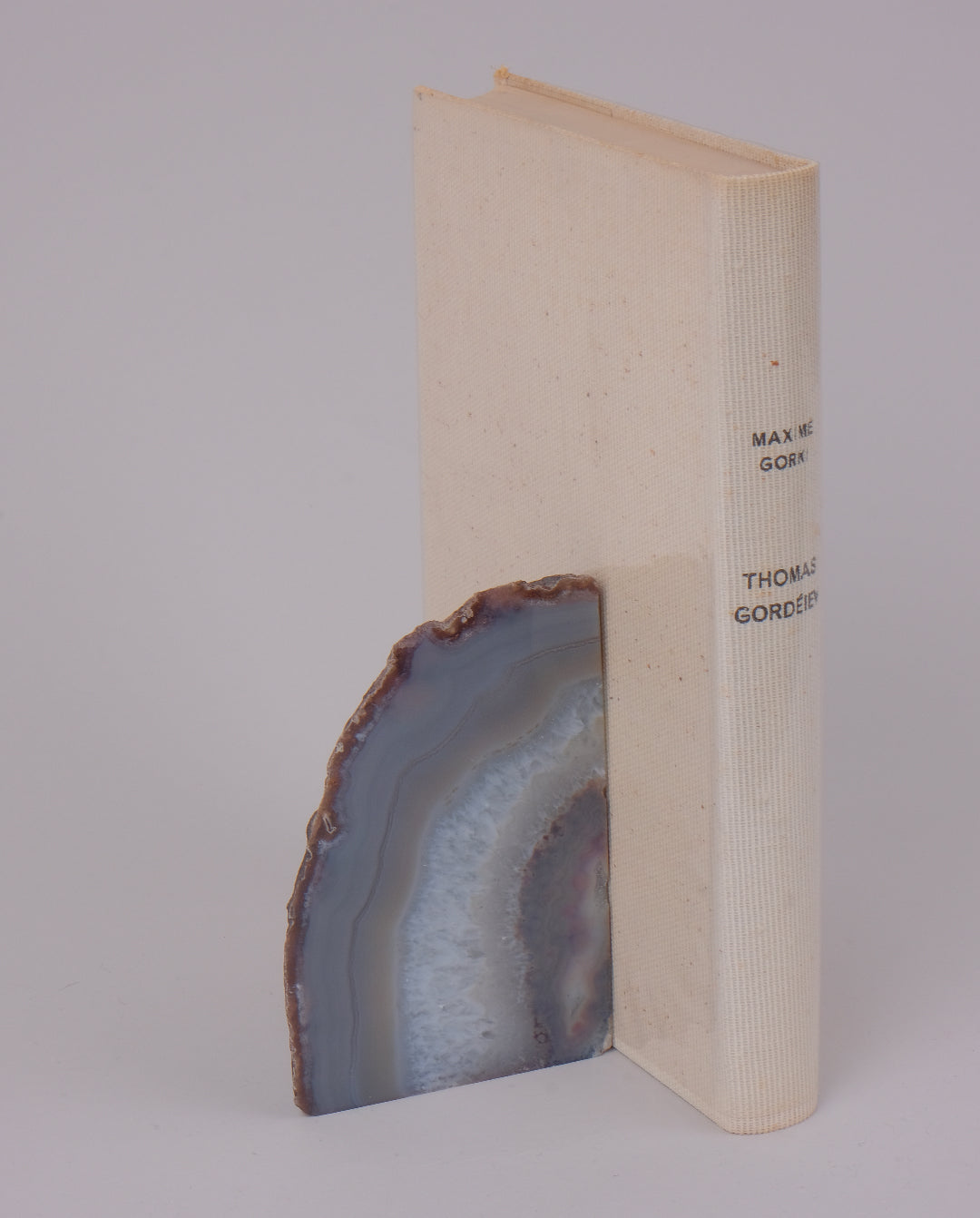 Serre-livre en agate