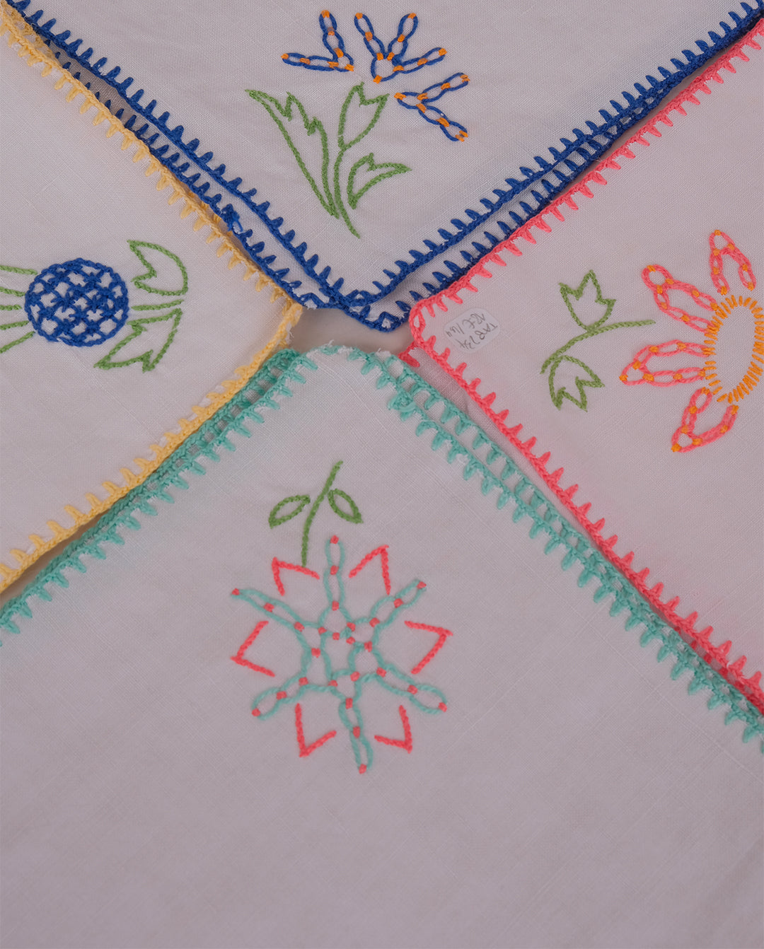 Serviettes de table brodées x4