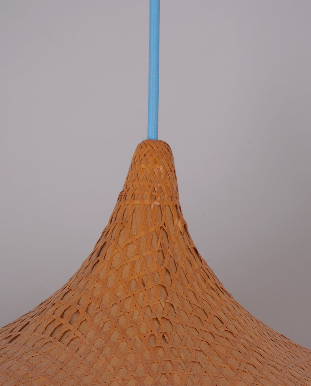 Suspension en rotin