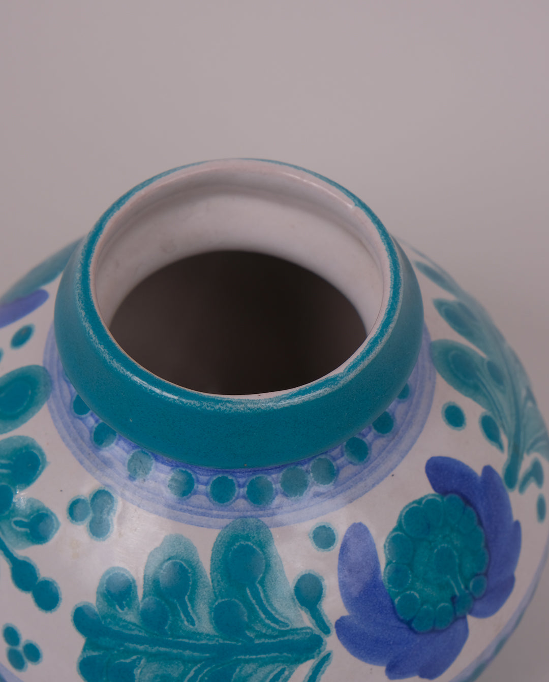 Vase boule peint à la main
