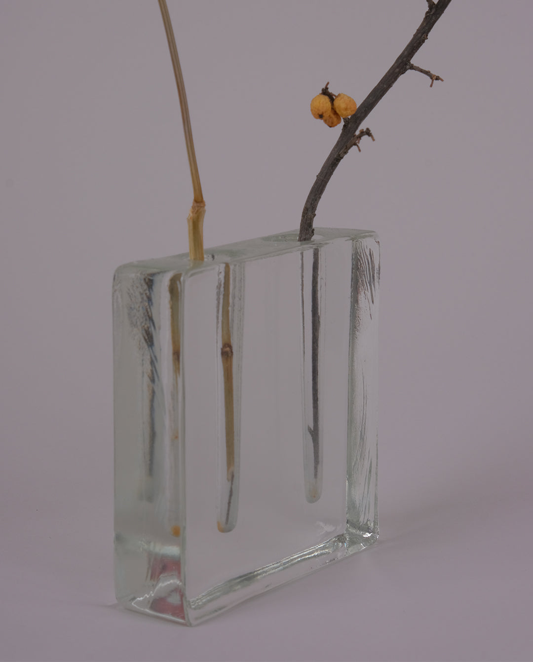 Double soliflore en verre pressé