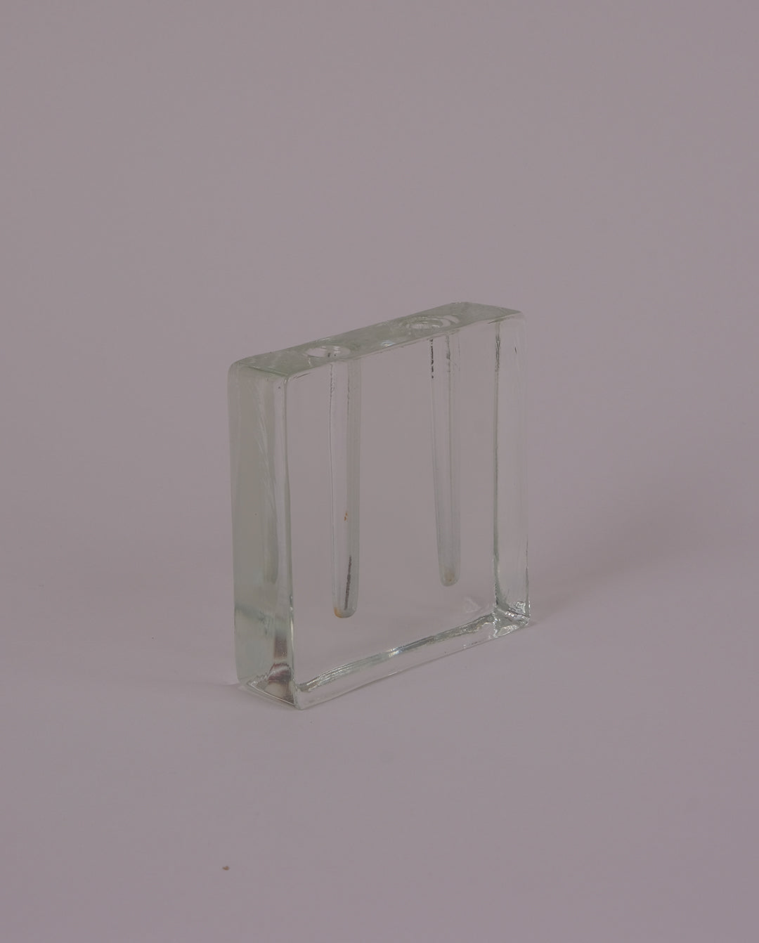 Double soliflore en verre pressé