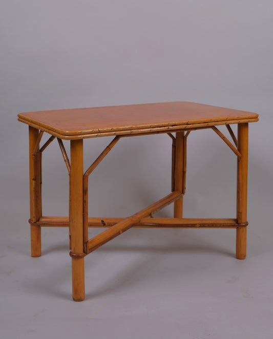 Table ou bureau pour enfant vintage années 60 en bois et rotin