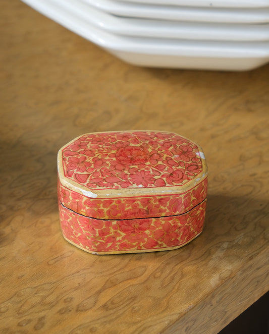 Boîte à bijoux en papier mâché, vintage
