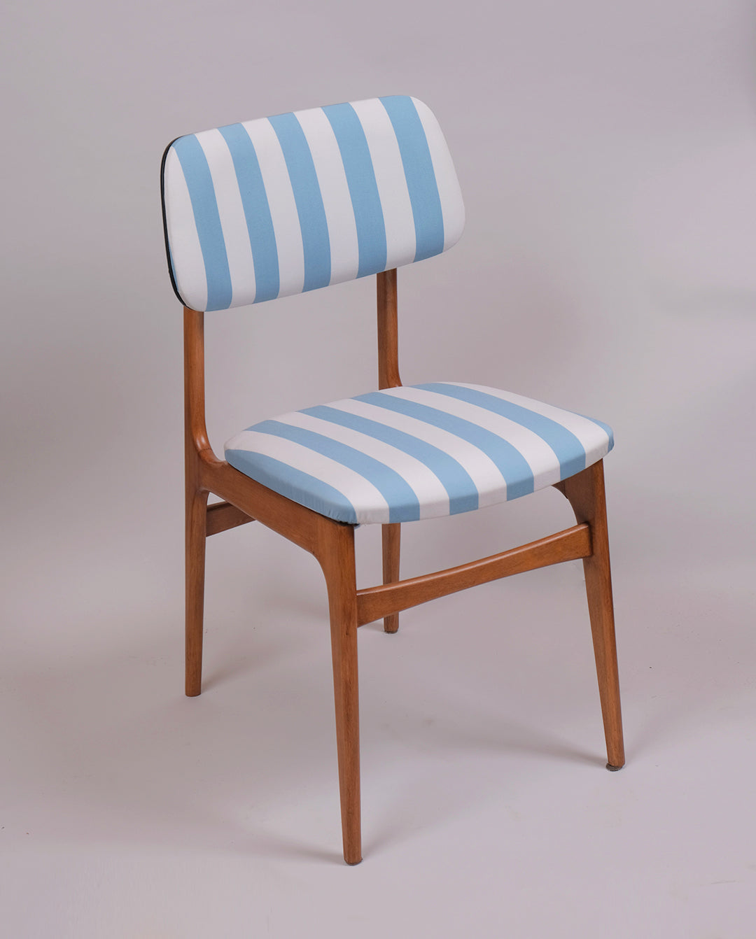 Chaise vintage retapissée années 60