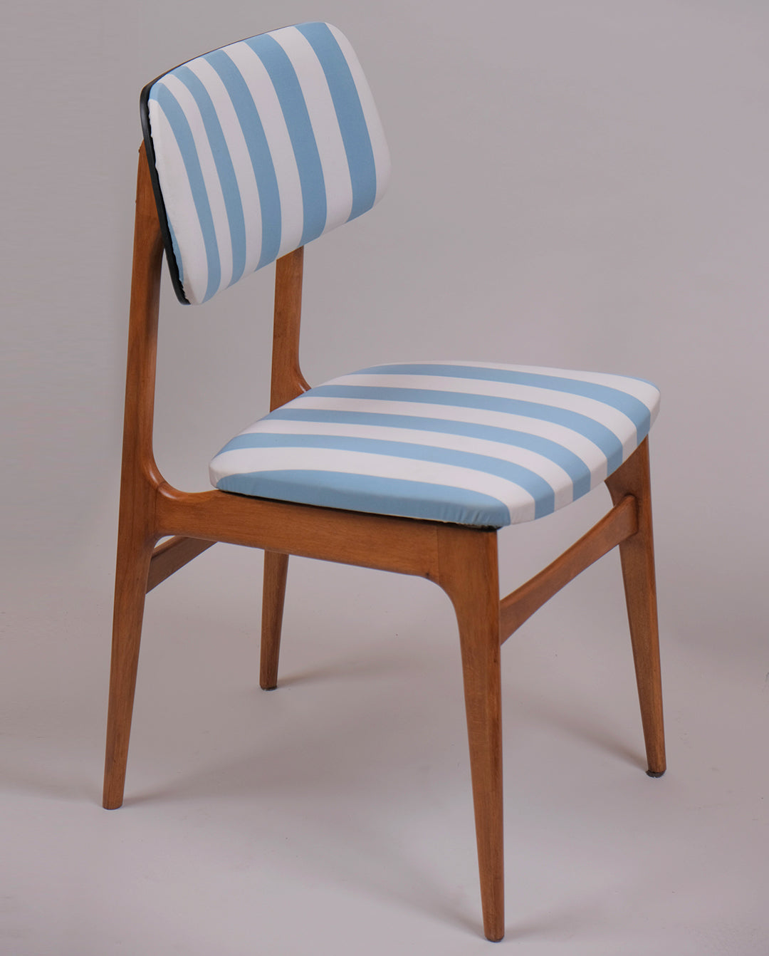 Chaise vintage retapissée années 60
