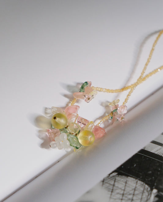Collier en pâte de verre