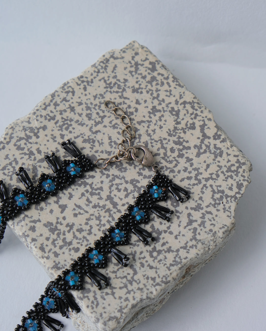 Collier en perles de rocaille