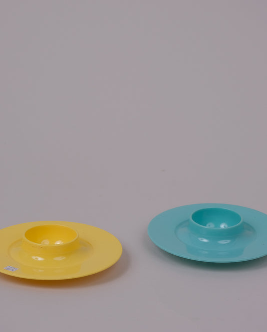 Coquetiers en plastique années 80 x2