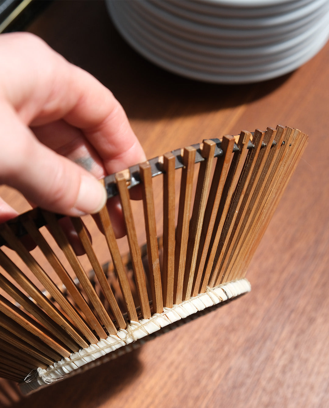 Corbeille en bois, années 60