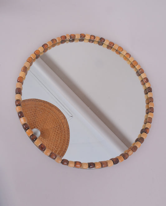 Miroir rond à bord en perles