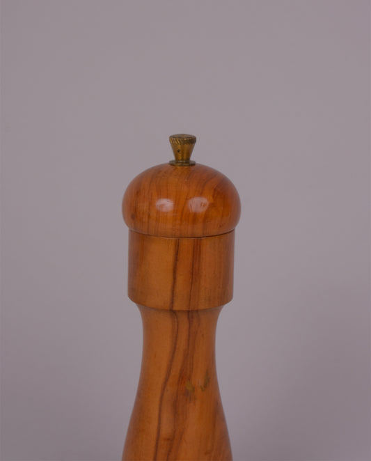 Moulin à poivre en olivier