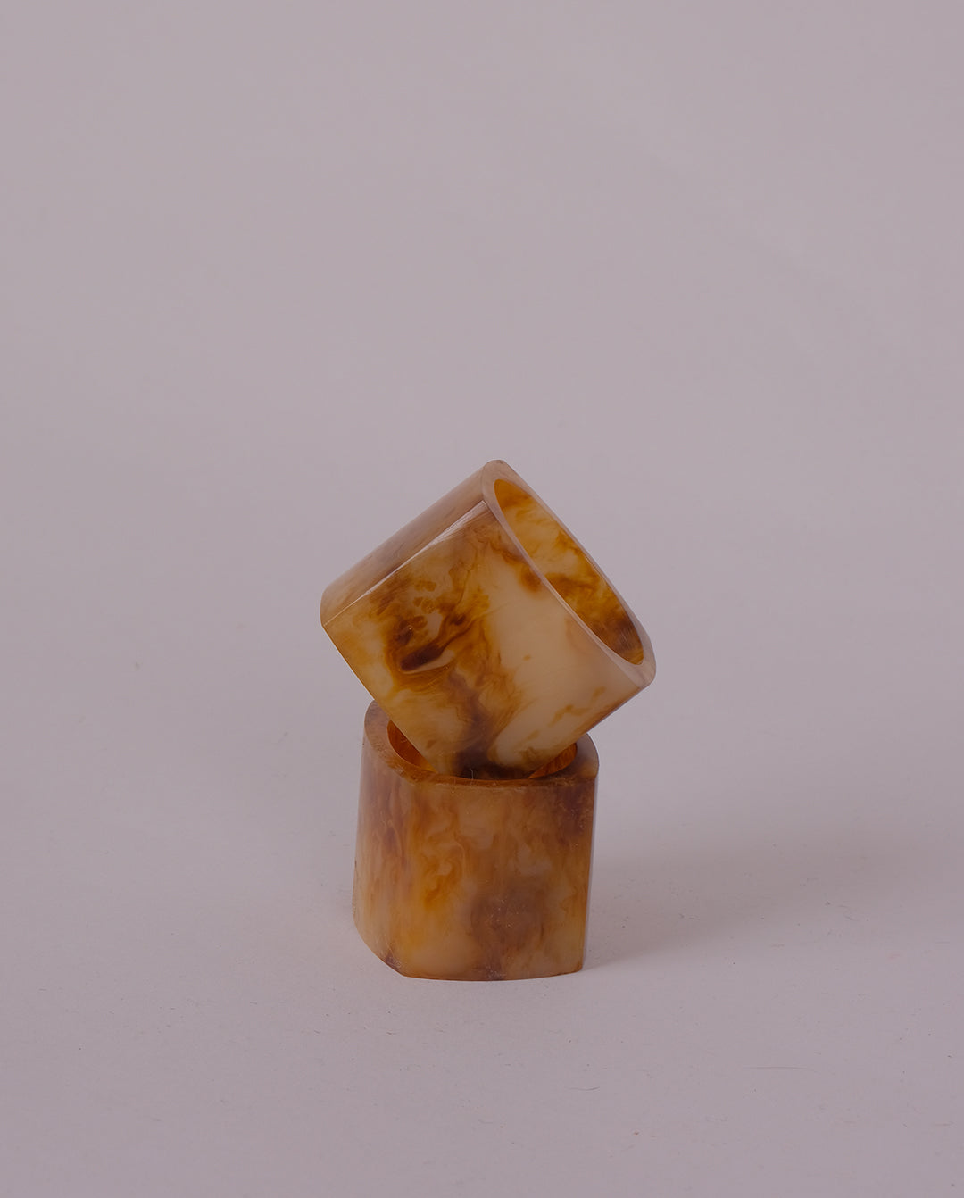 Ronds de serviette en bakélite x2