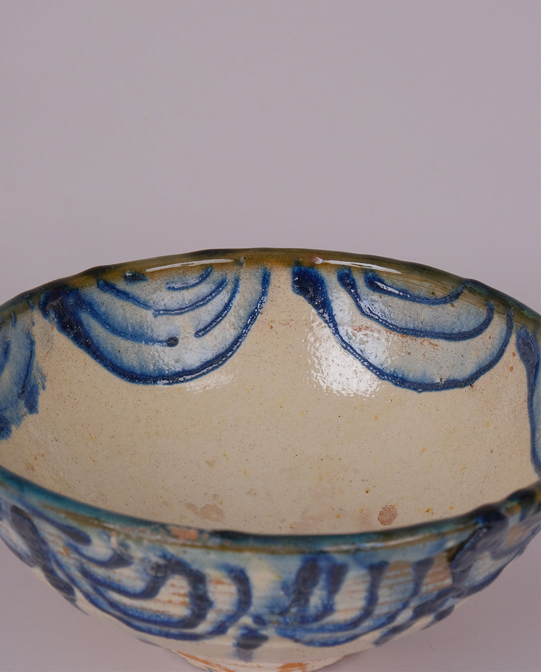 Saladier ancien en argile