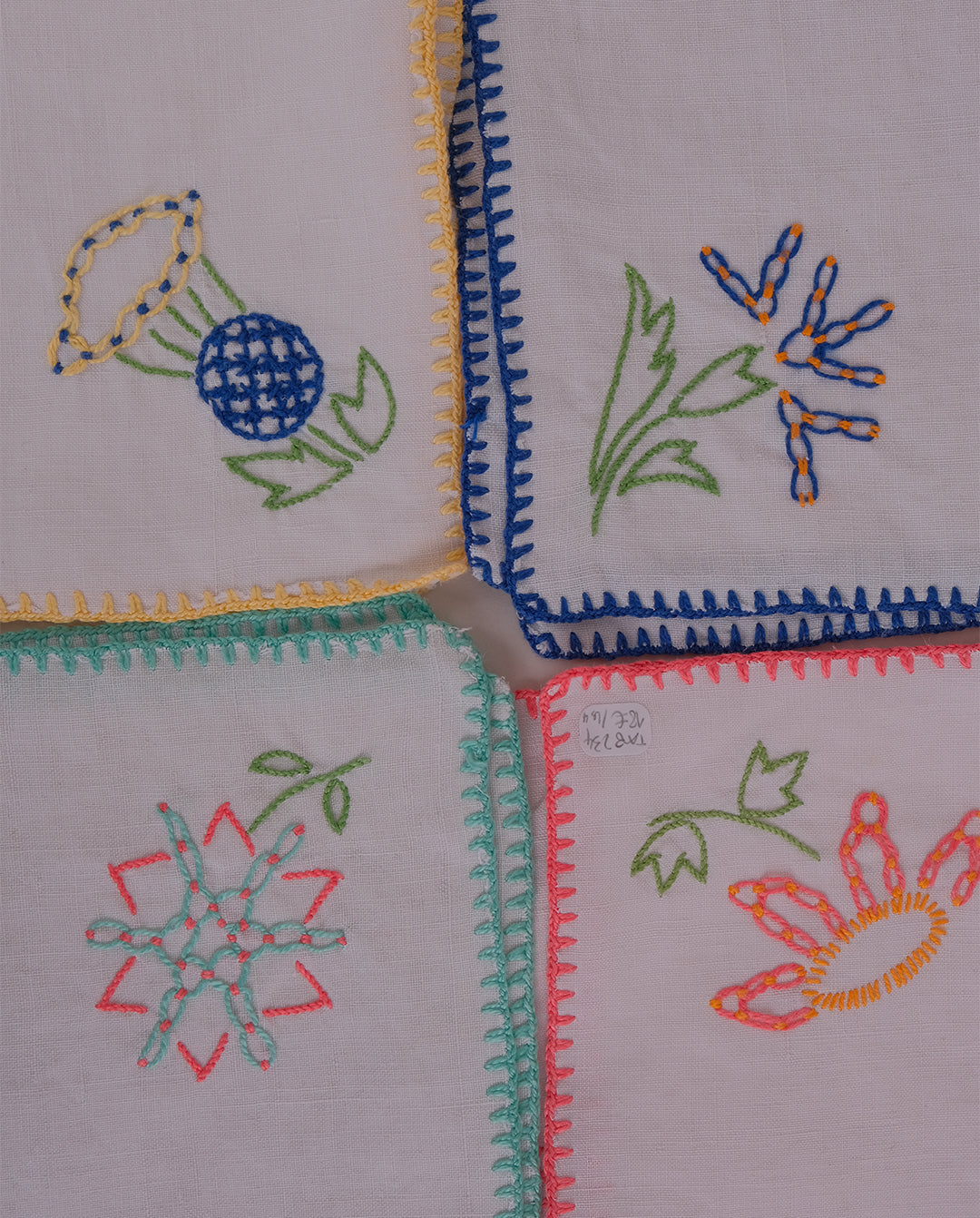 Serviettes de table brodées x4