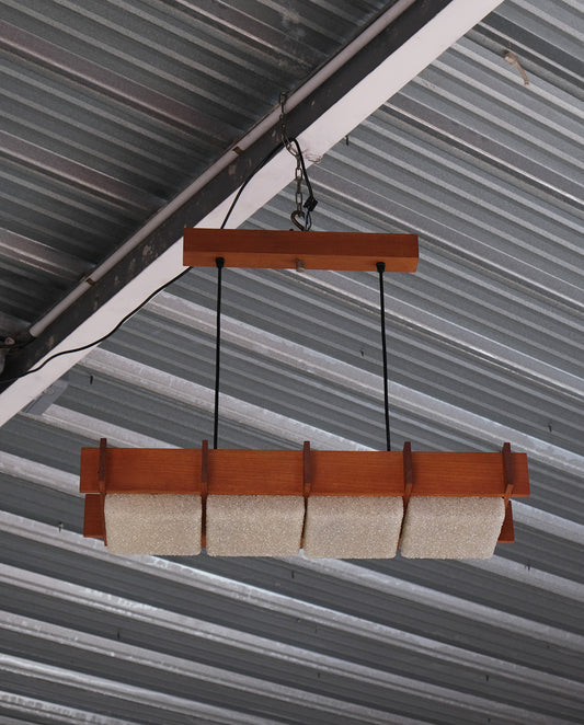 Suspension scandinave en teck et perspex