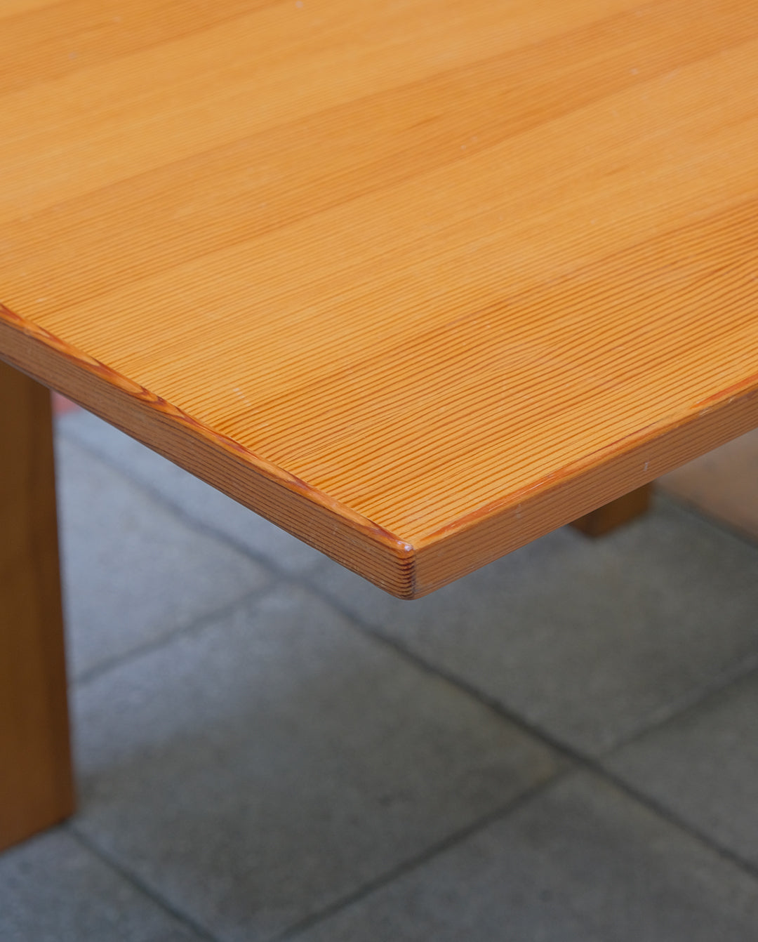 Table en pin années 80