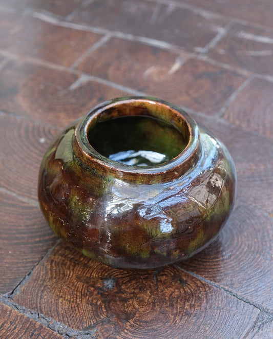Vase boule en argile marron, fait main