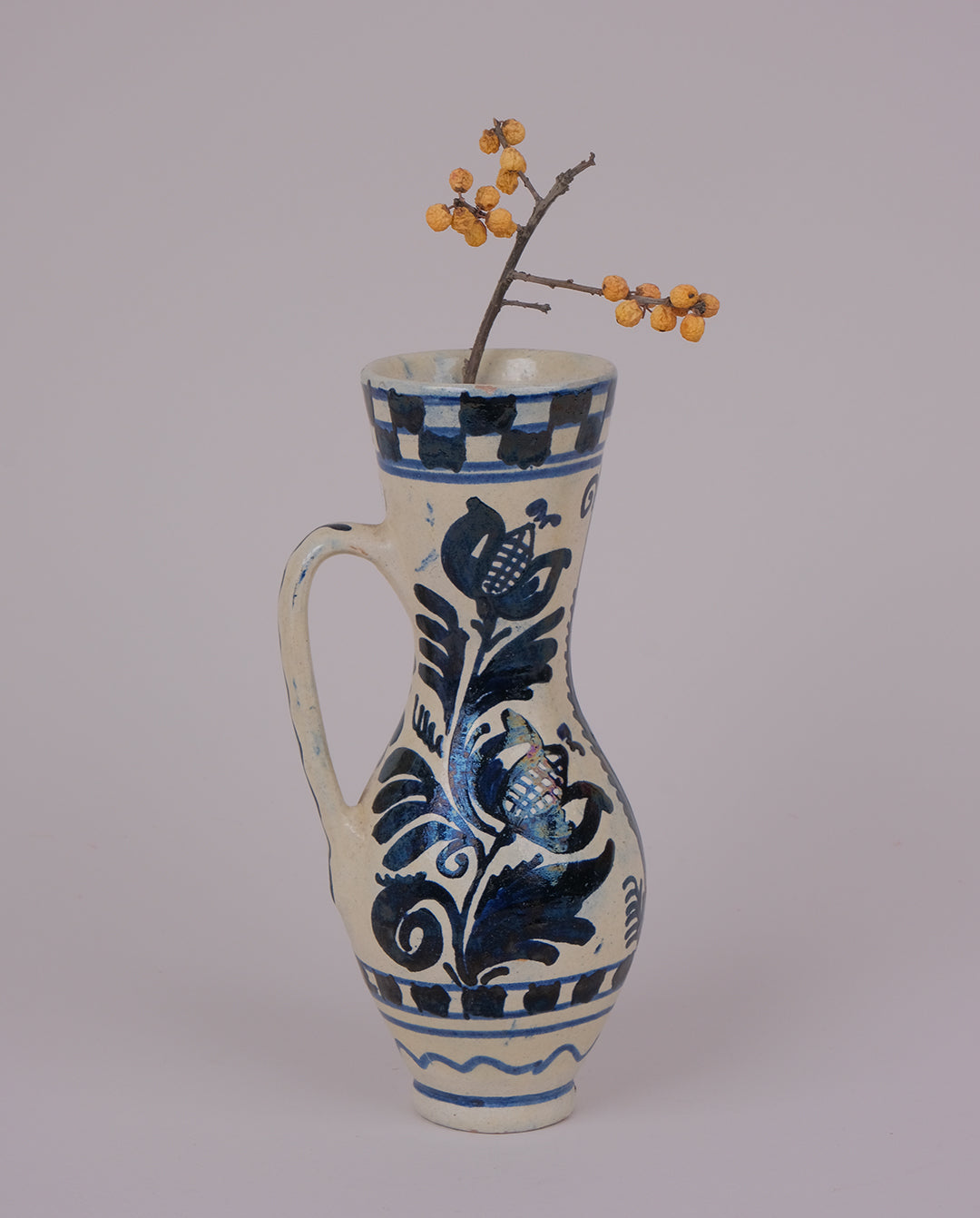 Vase à anse en céramique