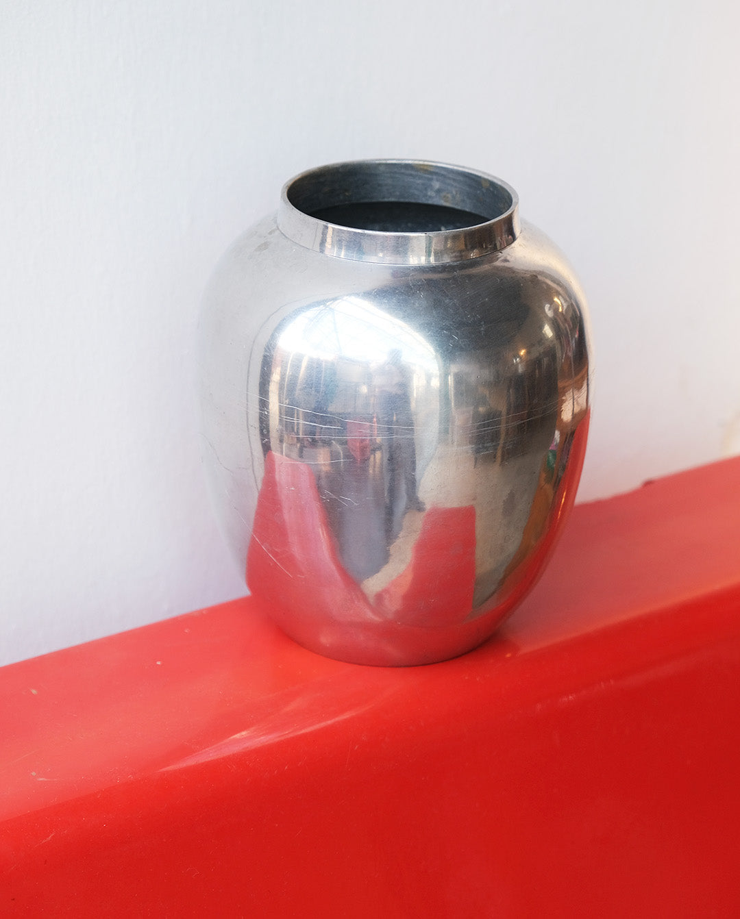Vase en acier chromé, années 70