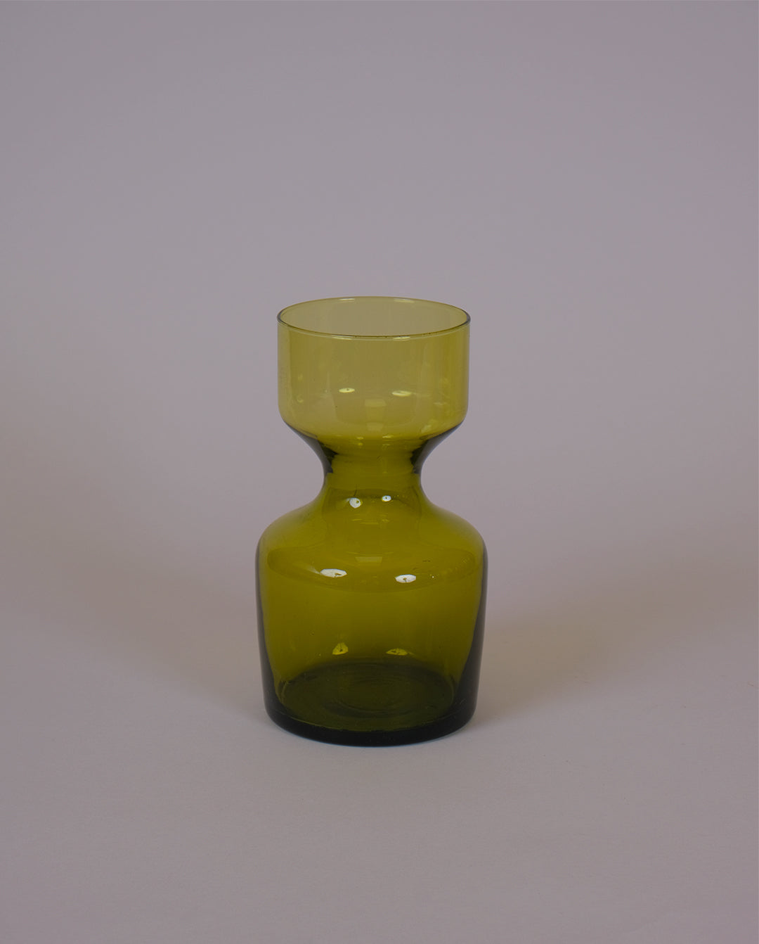 Vase en verre vert années 70